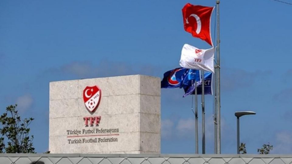 Fenerbahçe Teknik Direktörü İsmail Kartal PFDK’ya sevk edildi