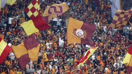 Fenerbahçe-Galatasaray derbisinde sarı-kırmızılı taraftarlar da yer alacak